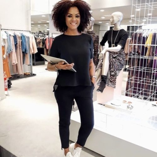 imgi_11_Amaro-Dia-das-Maes-Case-Sound-4-768×1024