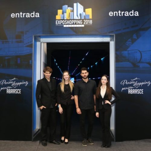 imgi_28_Expo-Shopping-Case-Sound-19-768×512